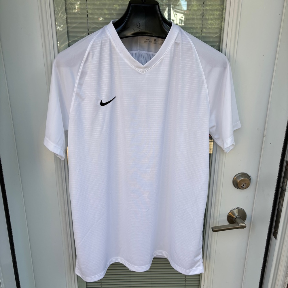 Nike Mens Dri-Fit Ftbll/Socc White Jersey  XXL Mesh Back And Sleeves Like New